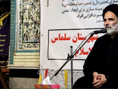 مسجد سنگر عبادت بصیرت و وحدت مسلمانان می باشد