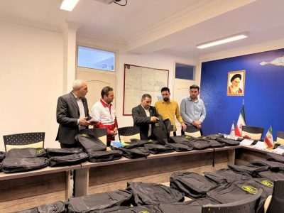 توزیع ۸۰ بسته تحصیلی در شهرستان سلماس